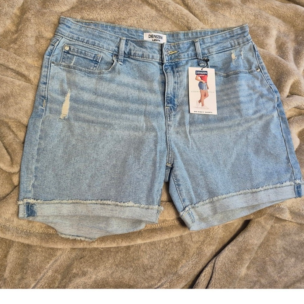 Denizen from Levis Womens Mid Rise 5 Inch Shorts Light Wash Distressed Denim 12